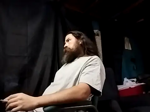 Snapshot of linksjack1010 chatting on March 2025 01:49:01 PM linksjack1010 online show from March 2025 01:49:01 PM