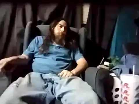 Snapshot of linksjack1010 chatting on March 2025 05:28:02 PM linksjack1010 online show from March 2025 05:28:02 PM