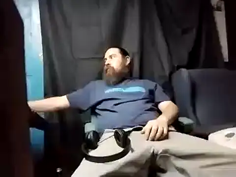 Snapshot of linksjack1010 chatting on March 2025 12:00:02 AM linksjack1010 online show from March 2025 12:00:02 AM