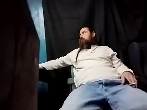 Snapshot of linksjack1010 chatting on March 2025 10:51:01 AM linksjack1010 online show from March 2025 10:51:01 AM