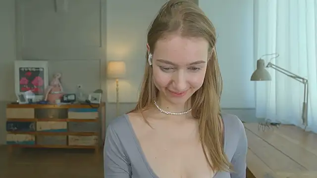 solar bella online show from February 2025 02:07:01 PM