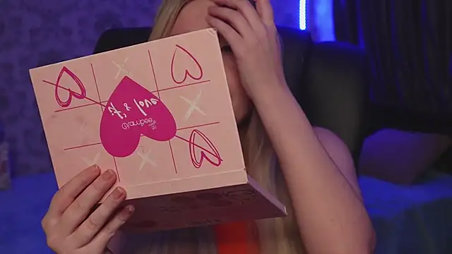 LisaElfy online show from December 2024 11:07:02 PM