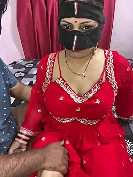 Snapshot of mickey_love chatting on April 2026 05:21:01 AM mickey love online show from April 2026 05:21:01 AM