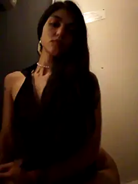 Snapshot of BURN666ING chatting on November 2025 11:47:02 AM BURN666ING online show from November 2025 11:47:02 AM