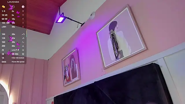 elodie walker online show from October 2025 04:09:02 PM