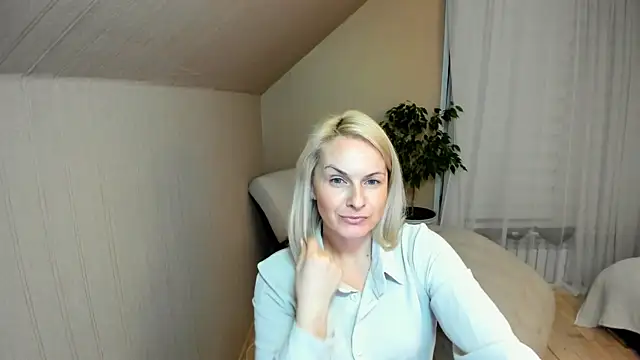 Snapshot of Alicee_Gracee chatting on January 2025 07:21:02 PM Alicee Gracee online show from January 2025 07:21:02 PM