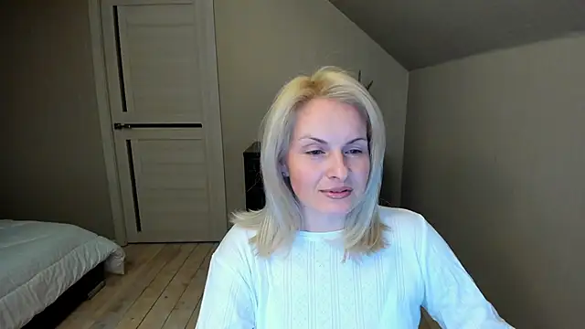 Snapshot of Alicee_Gracee chatting on February 2025 05:36:01 PM Alicee Gracee online show from February 2025 05:36:01 PM