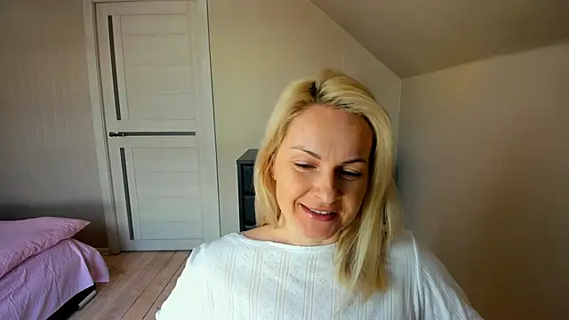 Snapshot of Alicee_Gracee chatting on March 2025 09:25:02 AM Alicee Gracee online show from March 2025 09:25:02 AM