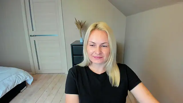 Snapshot of Alicee_Gracee chatting on October 2025 08:48:02 AM Alicee Gracee online show from October 2025 08:48:02 AM