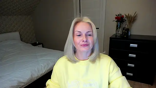 Snapshot of Alicee_Gracee chatting on November 2025 04:03:01 PM Alicee Gracee online show from November 2025 04:03:01 PM