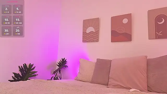 Snapshot of Mia_Heartt chatting on March 2026 10:27:02 PM Mia Heartt online show from March 2026 10:27:02 PM