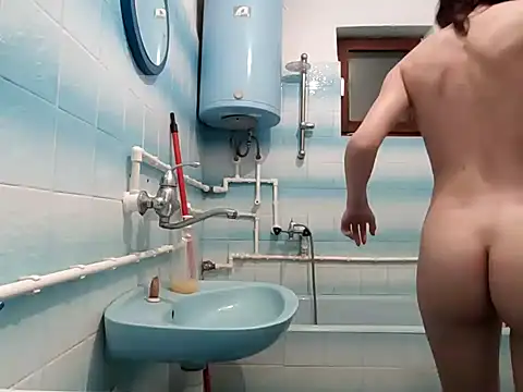 beaverwoman online show from March 2025 10:38:01 PM