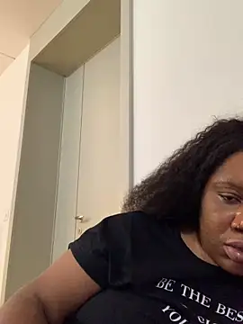 bonbonaumiel online show from December 2024 09:45:01 PM