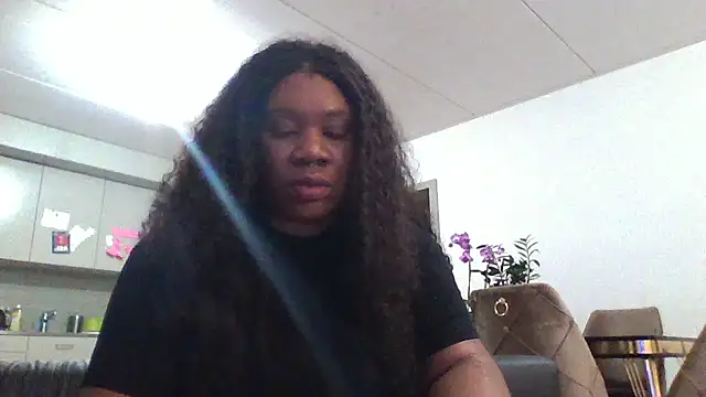 bonbonaumiel online show from December 2024 06:39:01 PM