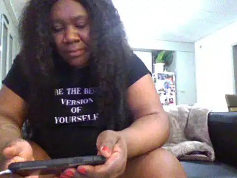 bonbonaumiel online show from December 2024 07:32:01 PM