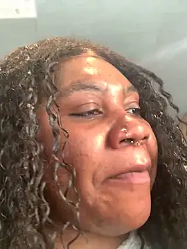 bonbonaumiel online show from December 2024 10:18:02 AM