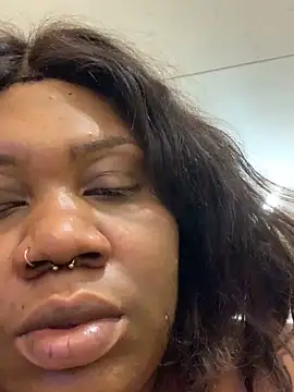 bonbonaumiel online show from December 2024 07:49:02 PM