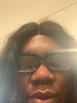 bonbonaumiel online show from January 2025 01:04:02 PM