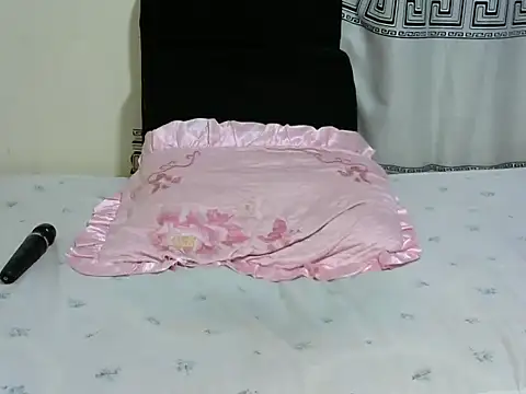 Snapshot of Sassyever chatting on December 2025 12:48:02 AM Sassyever online show from December 2025 12:48:02 AM