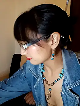 Snapshot of Lucy_Chery chatting on May 2026 03:36:01 AM Lucy Chery online show from May 2026 03:36:01 AM