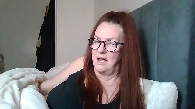 Snapshot of Tillieuk chatting on March 2026 10:55:01 AM Tillieuk online show from March 2026 10:55:01 AM