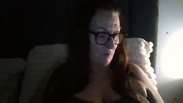 Snapshot of Tillieuk chatting on March 2026 10:13:02 PM Tillieuk online show from March 2026 10:13:02 PM
