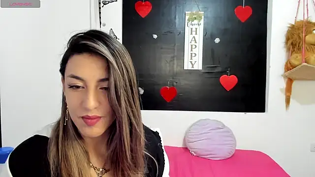 queen-natty online show from January 2025 04:02:02 AM