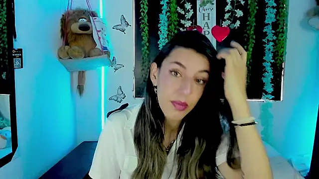 queen-natty online show from February 2026 01:49:02 PM