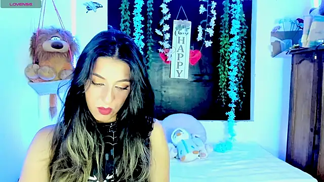 Snapshot of queen-natty chatting on July 2026 01:09:01 AM queen-natty online show from July 2026 01:09:01 AM