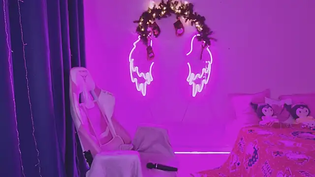 Snapshot of tikkisa chatting on January 2025 07:53:02 PM tikkisa online show from January 2025 07:53:02 PM