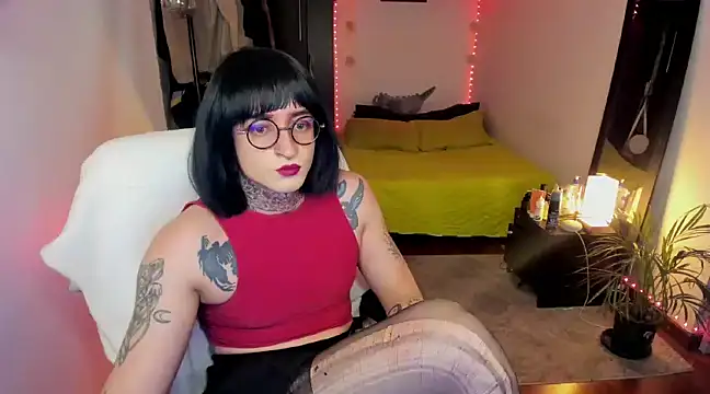 ShiiraVelkor online show from February 2025 01:24:01 PM