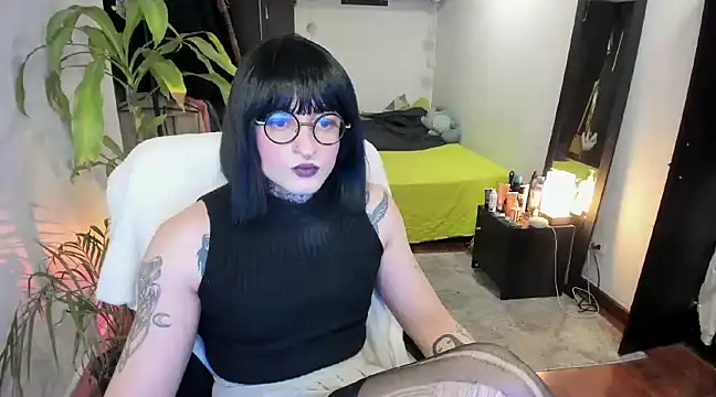 ShiiraVelkor online show from March 2025 09:07:02 PM