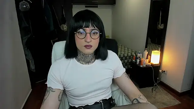 ShiiraVelkor online show from September 2025 09:53:02 AM