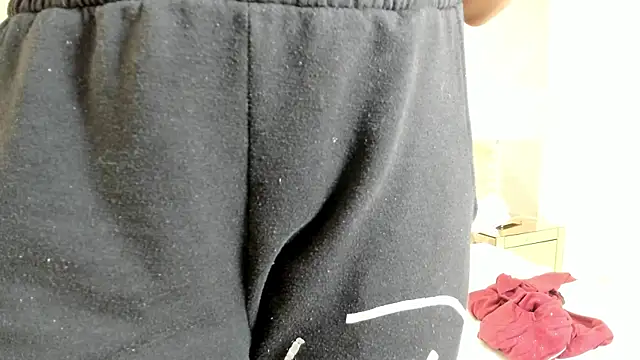 nicole fisherr online show from November 2025 04:56:01 AM