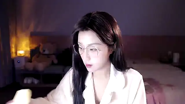 Lucky-baby online show from December 2024 02:44:01 PM