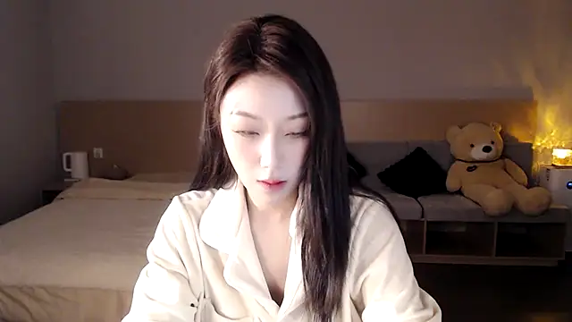 Lucky-baby online show from December 2024 03:52:01 PM