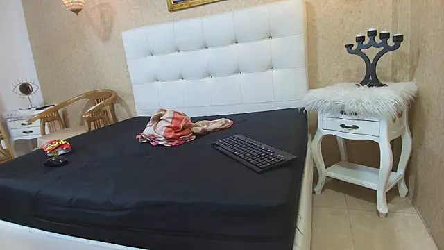 Snapshot of Brianrosex chatting on April 2026 01:33:01 AM Brianrosex online show from April 2026 01:33:01 AM