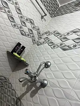 Snapshot of Rahulroy96 chatting on December 2024 05:49:01 AM Rahulroy96 online show from December 2024 05:49:01 AM