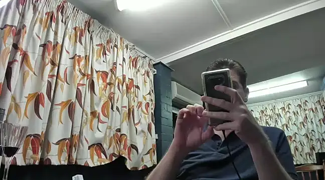 Snapshot of tilobinder chatting on January 2025 12:55:01 PM tilobinder online show from January 2025 12:55:01 PM