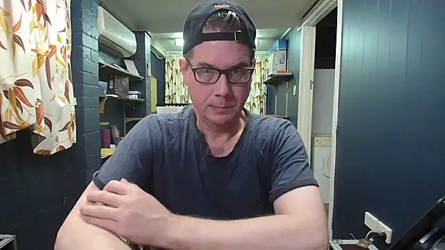 tilobinder online show from December 2025 12:53:02 PM