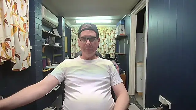 tilobinder online show from December 2025 10:11:02 AM