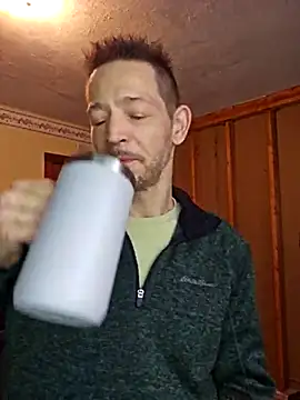 MasterForgedRayy online show from February 2025 02:05:02 PM