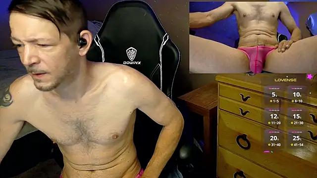 MasterForgedRayy online show from April 2026 12:15:02 PM