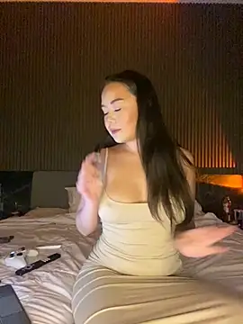 Snapshot of mayakitsune69 chatting on October 2025 10:13:02 AM mayakitsune69 online show from October 2025 10:13:02 AM