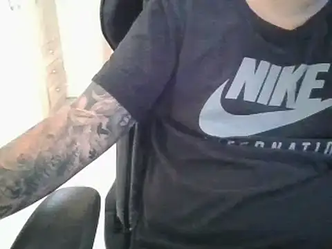 Snapshot of realityyshowww chatting on September 2025 02:30:01 PM realityyshowww online show from September 2025 02:30:01 PM