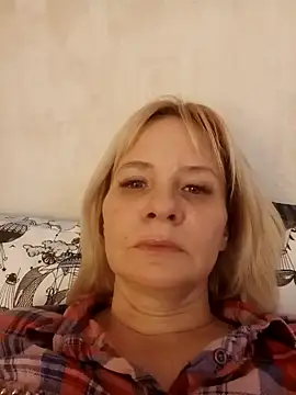 Snapshot of Milen_Milf chatting on February 2025 07:20:02 PM Milen Milf online show from February 2025 07:20:02 PM