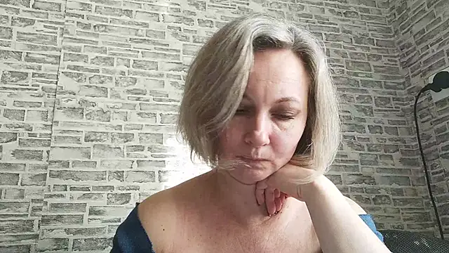 EdithManning online show from February 2025 09:24:02 AM