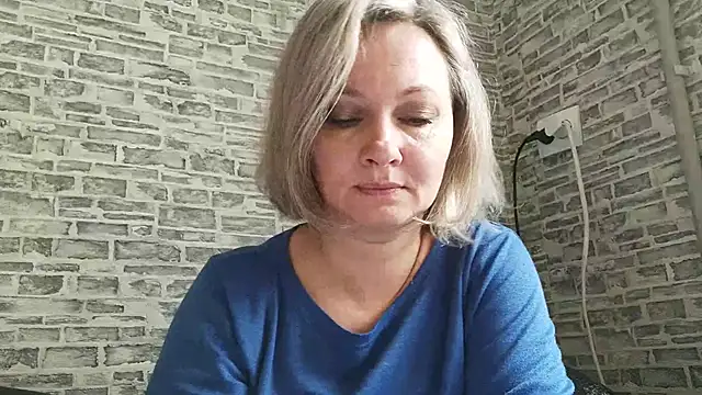 EdithManning online show from March 2025 06:19:02 AM