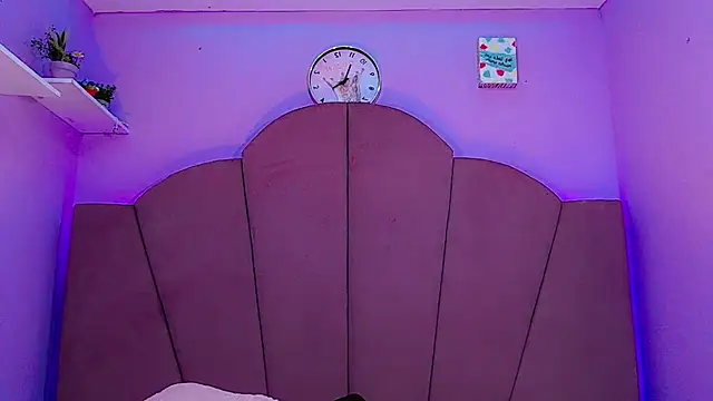 Snapshot of SexyValeriaa chatting on March 2025 04:47:01 AM SexyValeriaa online show from March 2025 04:47:01 AM