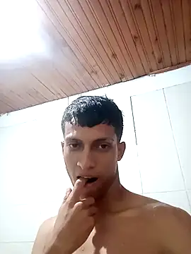 Snapshot of wolf_james123 chatting on December 2024 04:10:02 AM wolf james123 online show from December 2024 04:10:02 AM